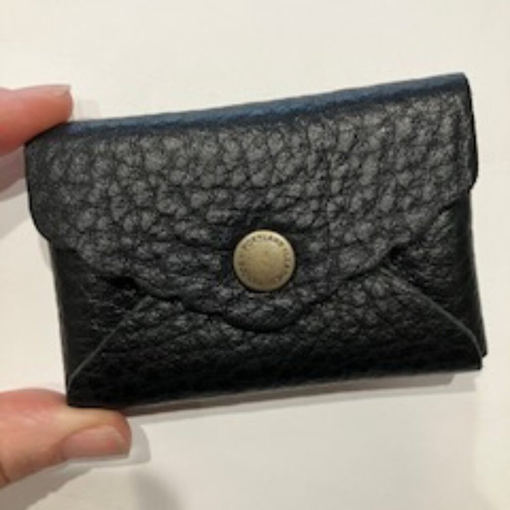 Portland Leather Goods, Pebbled Black Original Daisy! Like New!